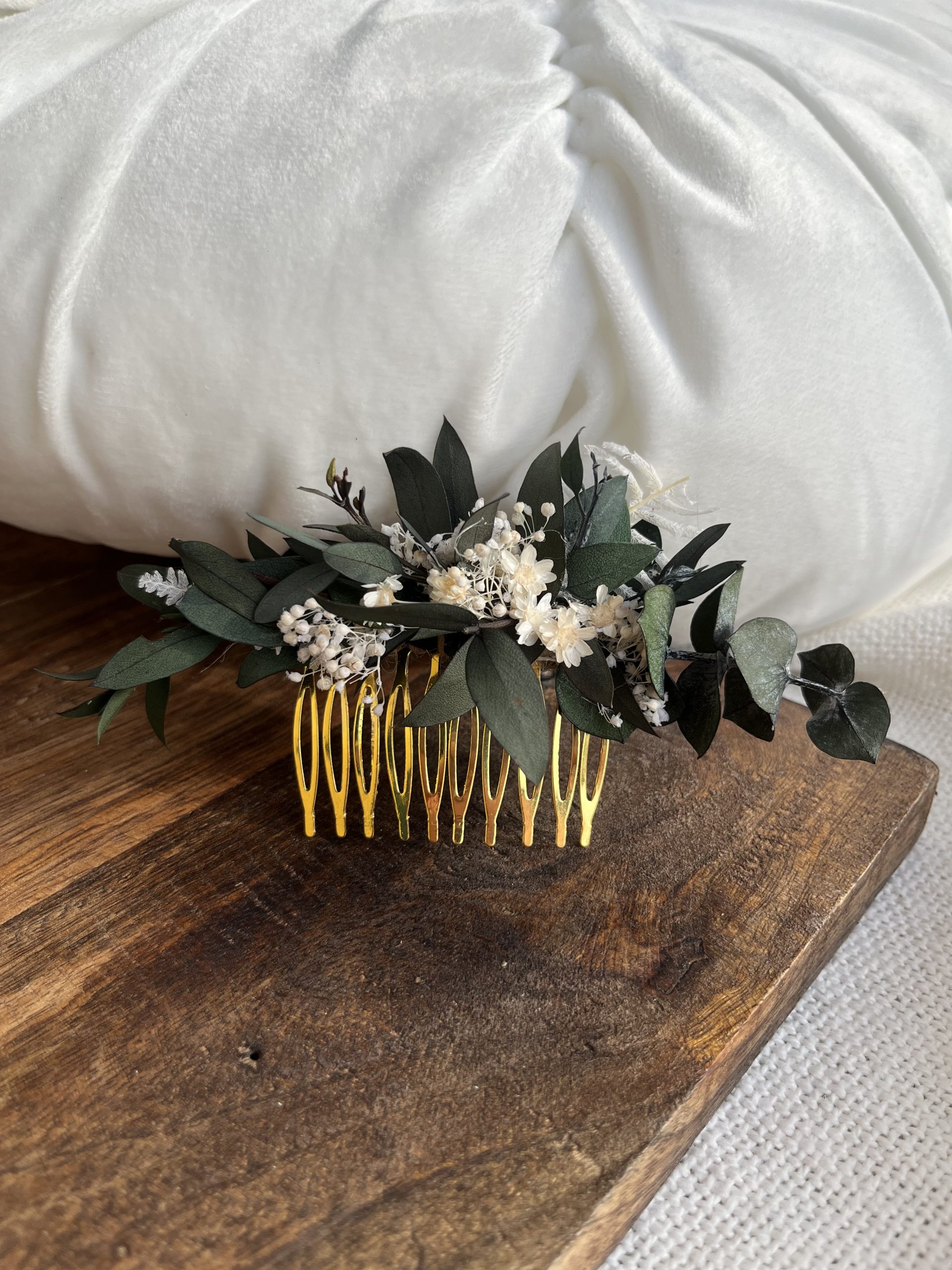 Grzebyk do włosów – Kwiatowa Elegancja