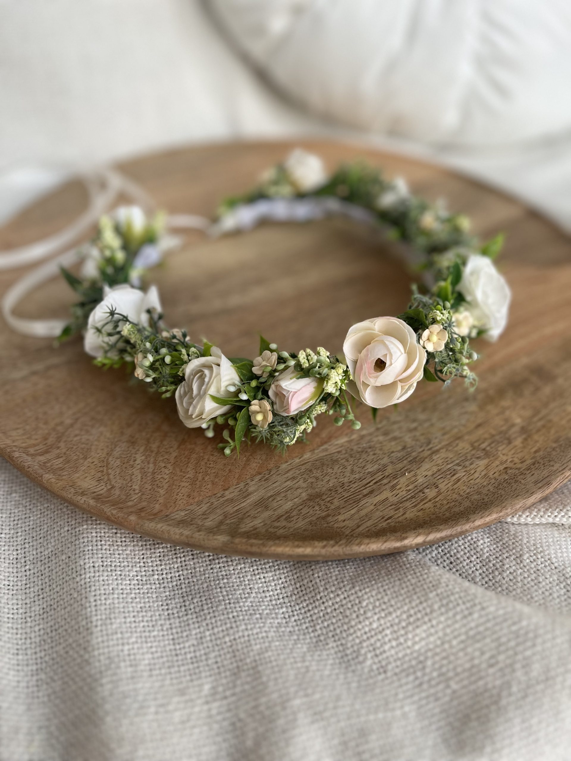 Wianek Komunijny na Głowę – Kremowe i Białe Róże