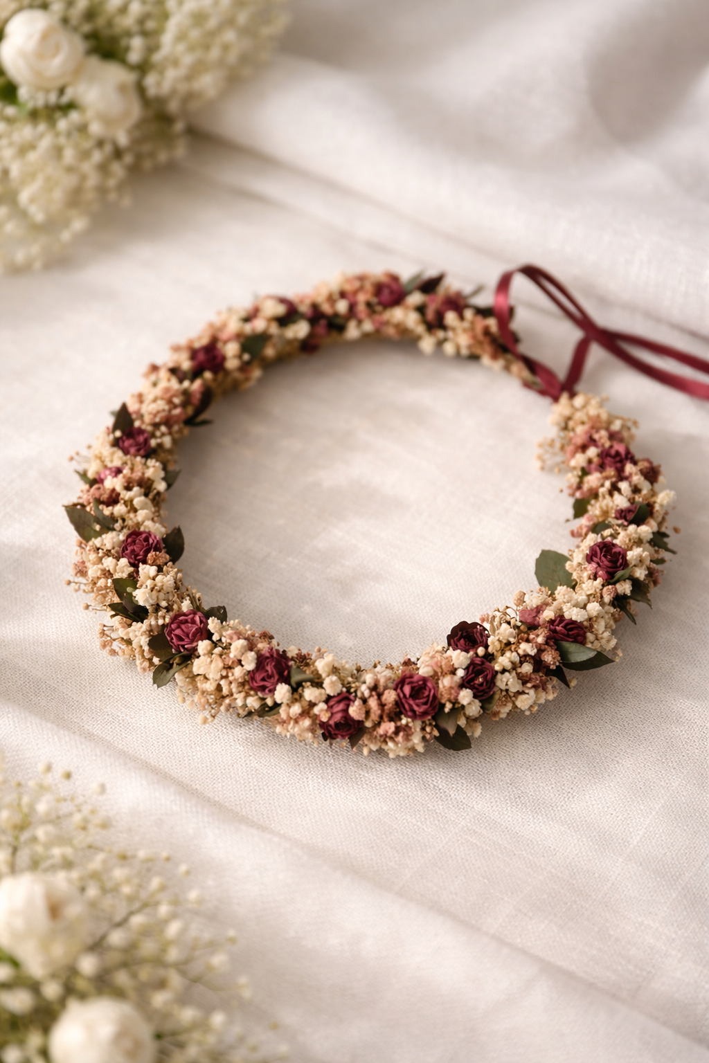 Wianek Ślubny – Bordowa Elegancja